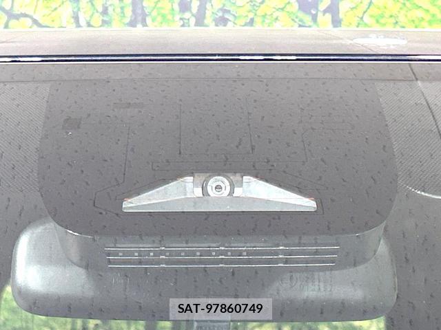 Toyota NOAH 2026-04 8873802-4