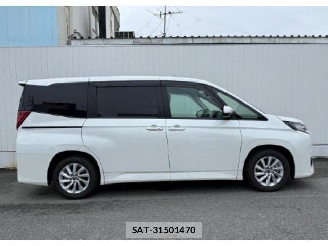 Toyota NOAH 2025-09 8873814-3