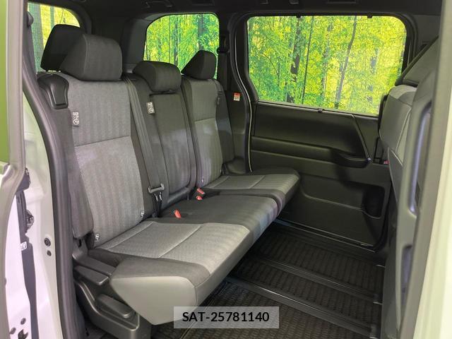 Toyota NOAH 2026-04 8873943-5