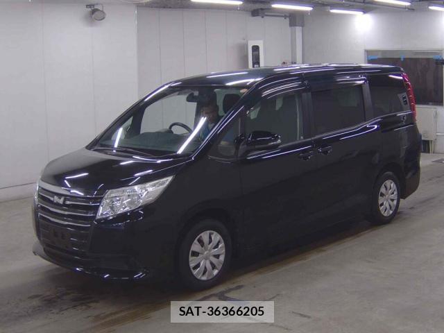 Toyota NOAH 2015-09 8874794-3