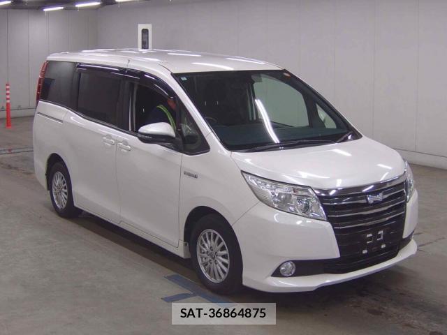 Toyota NOAH 2014-12 8874819-3