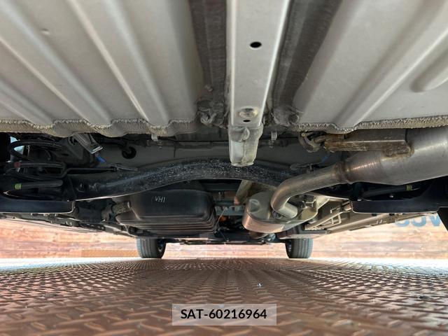 Toyota NOAH 2023-04 8874854-18