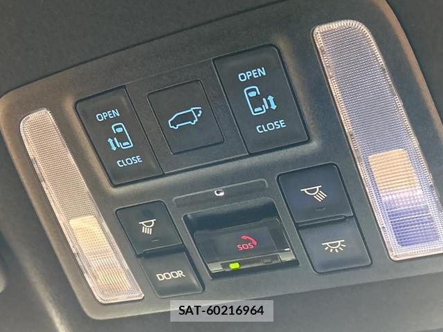 Toyota NOAH 2023-04 8874854-5