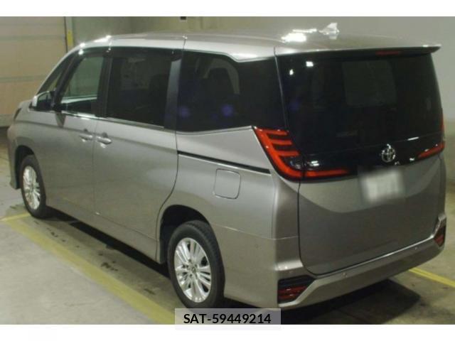 Toyota NOAH 2024-02 8875296-1