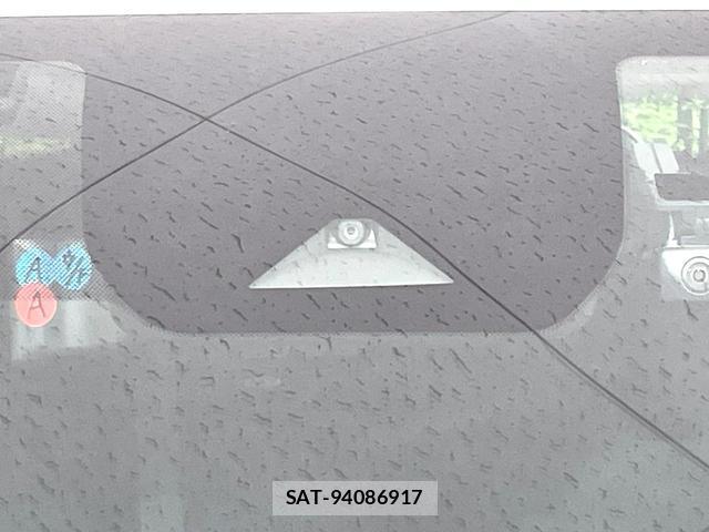 Nissan NOTE 2022-06 8873247-8