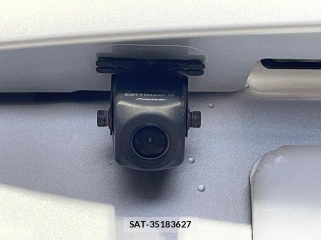 Nissan NOTE 2017-03 8873669-6