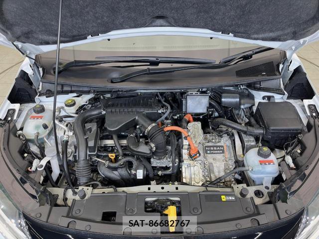 Nissan NOTE 2022-08 8874832-17