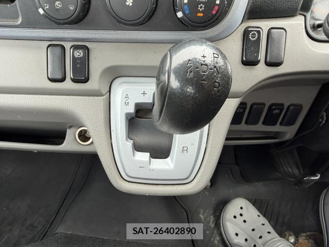 Nissan NT450 ATLAS 2018-11 8874049-13