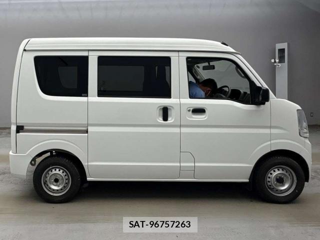 Nissan CLIPPER VAN 2023-03 8874985-11