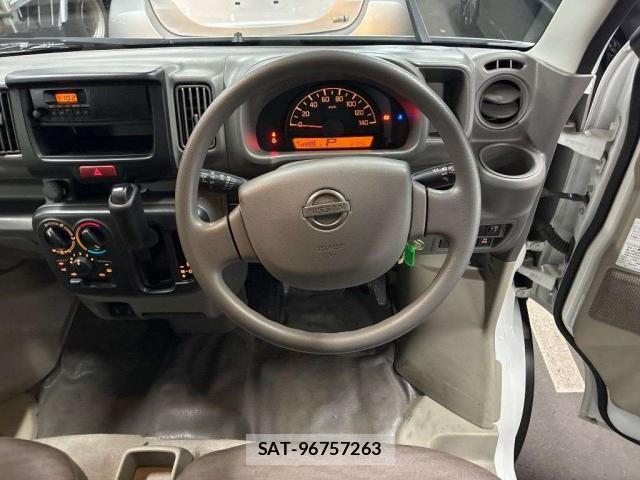 Nissan CLIPPER VAN 2023-03 8874985-4