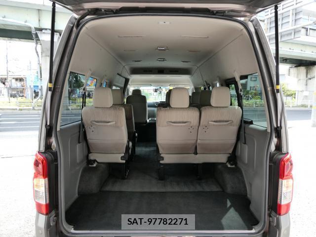 Nissan NV350 Caravan 2015-10 8875200-3