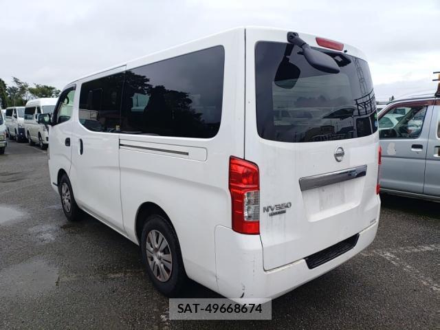 Nissan NV350 Caravan 2016-09 8872901-3