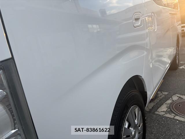 Nissan NV350 Caravan 2013-04 8874140-18