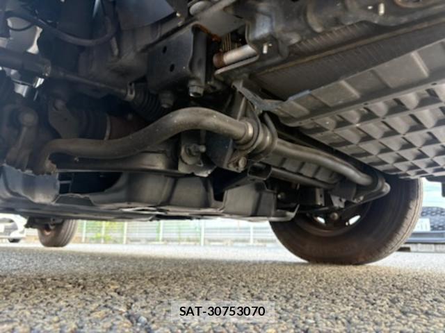 Nissan NV350 Caravan 2013-04 8874141-18