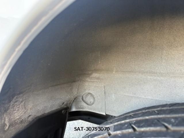 Nissan NV350 Caravan 2013-04 8874141-3