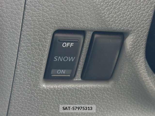 Nissan NV350 Caravan 2021-07 8874342-8