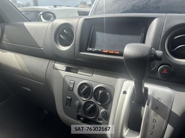 Nissan NV350 Caravan 2016-02 8875135-12