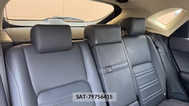 Lexus NX 2017-01 8874490-5