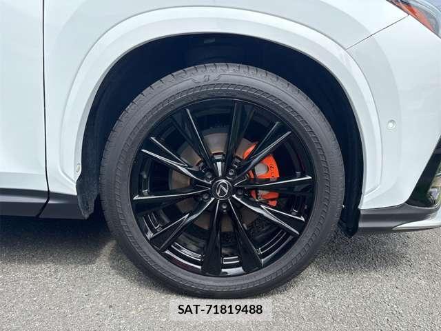 Lexus NX 2024-04 8875762-3