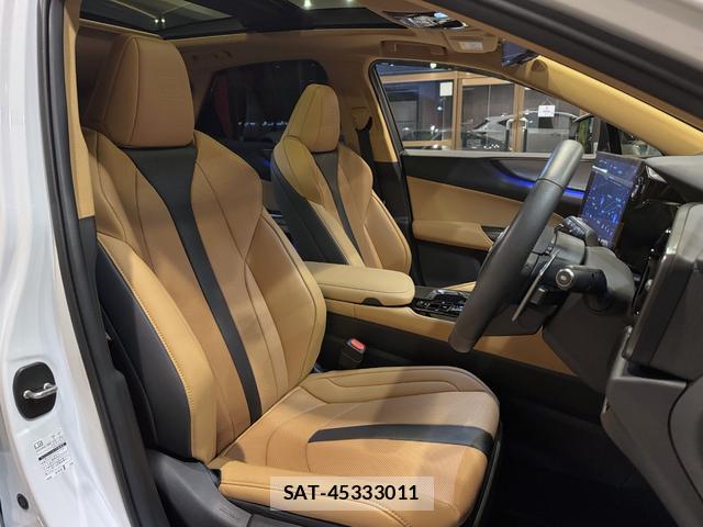 Lexus NX 2024-10 8875876-7