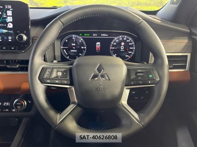 Mitsubishi OUTLANDER PHEV 2022-06 8873073-12
