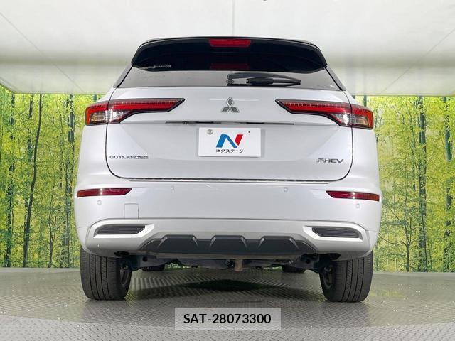 Mitsubishi OUTLANDER PHEV 2022-07 8873591-15
