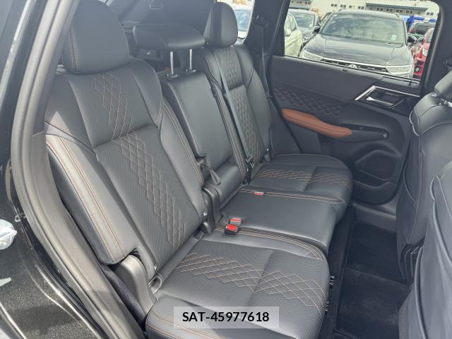 Mitsubishi OUTLANDER PHEV 2024-02 8874300-14