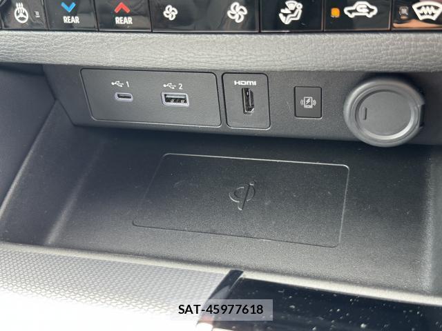Mitsubishi OUTLANDER PHEV 2024-02 8874300-6