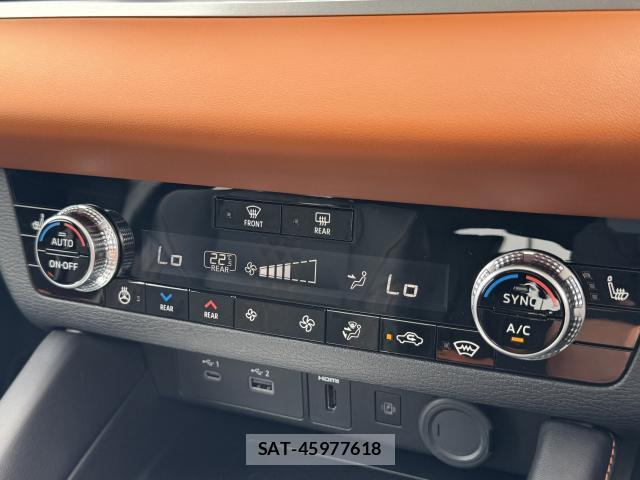 Mitsubishi OUTLANDER PHEV 2024-02 8874300-7