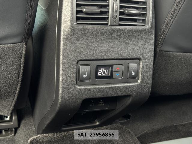 Mitsubishi OUTLANDER PHEV 2024-02 8874303-14