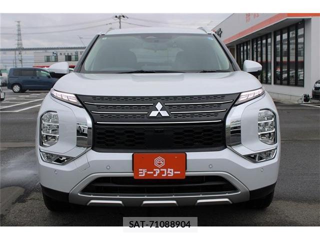 Mitsubishi OUTLANDER PHEV 2022-05 8874620-7