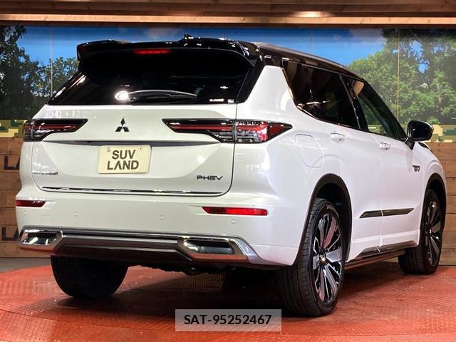 Mitsubishi OUTLANDER PHEV 2024-11 8874734-16