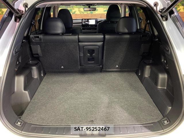 Mitsubishi OUTLANDER PHEV 2024-11 8874734-9