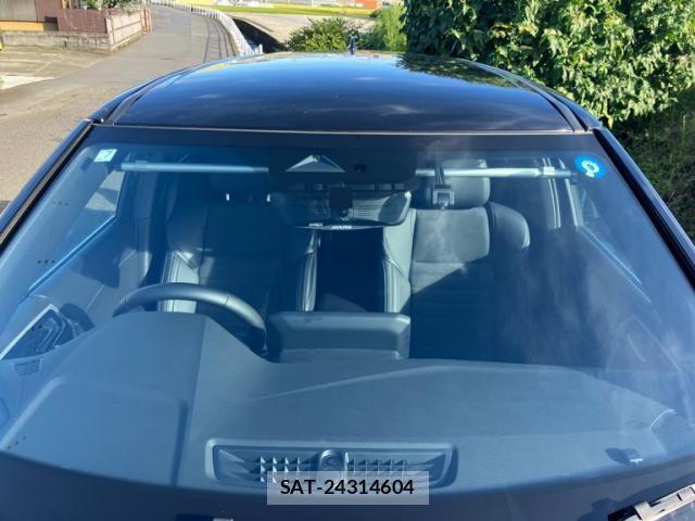 Mitsubishi OUTLANDER PHEV 2023-07 8875689-12