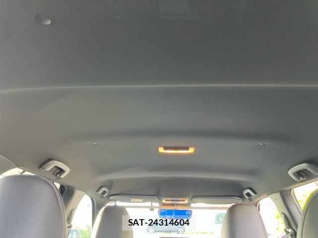 Mitsubishi OUTLANDER PHEV 2023-07 8875689-14