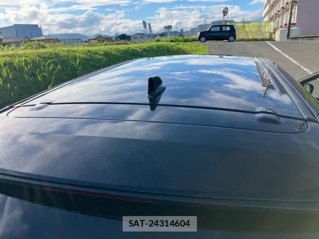Mitsubishi OUTLANDER PHEV 2023-07 8875689-3