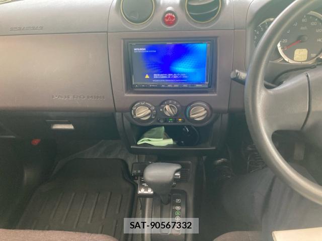 Mitsubishi PAJERO MINI 2012-10 8873419-17
