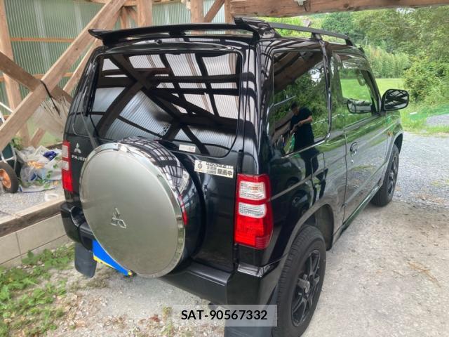 Mitsubishi PAJERO MINI 2012-10 8873419-5