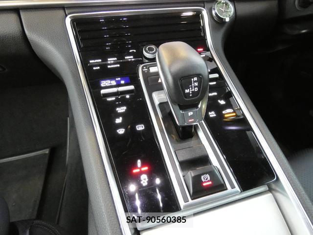 Porsche PANAMERA 2017-08 8873074-8