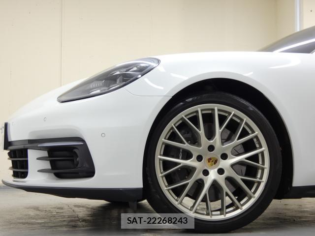 Porsche PANAMERA 2020-08 8875361-4