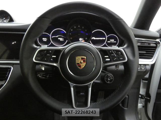 Porsche PANAMERA 2020-08 8875361-8
