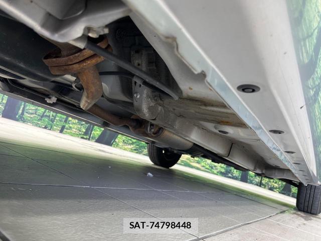 Toyota PIXIS SPACE 2012-09 8872585-19
