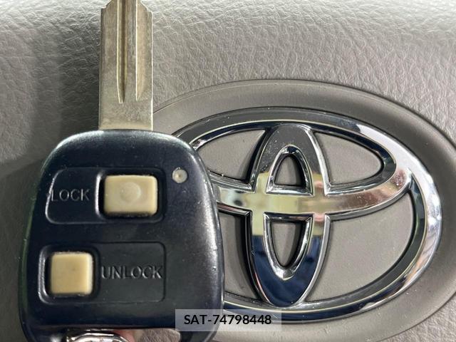 Toyota PIXIS SPACE 2012-09 8872585-5