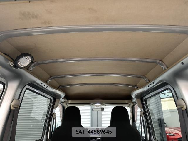 Toyota PIXIS VAN 2018-12 8875207-16