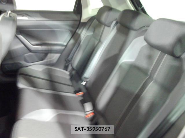 VolksWagen POLO 2022-05 8872791-17