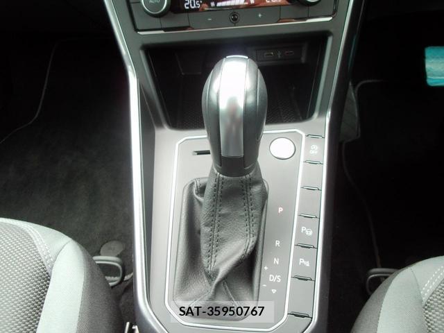 VolksWagen POLO 2022-05 8872791-9