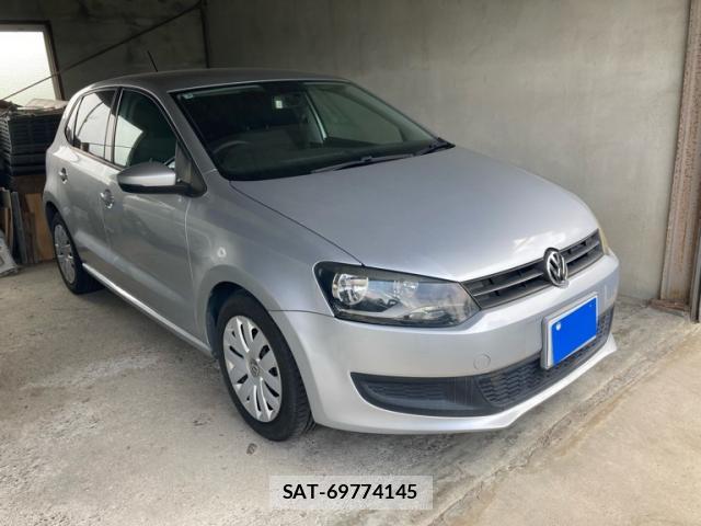 VolksWagen POLO 2011-04 8873985-1
