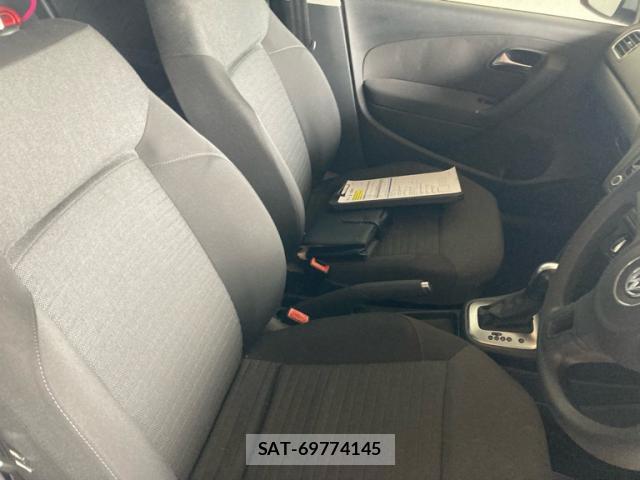 VolksWagen POLO 2011-04 8873985-4