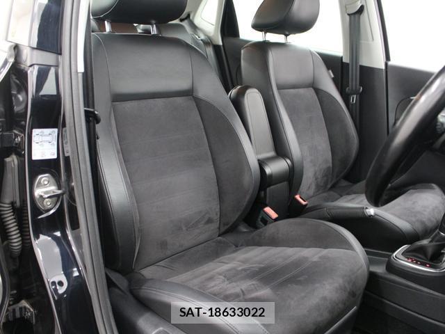 VolksWagen POLO 2016-10 8874294-9