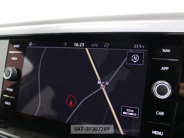VolksWagen POLO 2018-06 8874298-5
